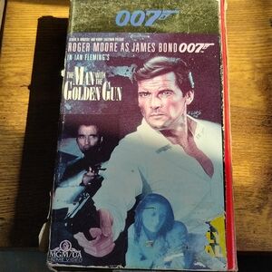 James Bond VHS - The Man with the Golden Gun